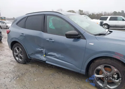 2024 Ford Escape St Line z USA, uszkodzony, nr VIN 1FMCU0MZ7RUA98522